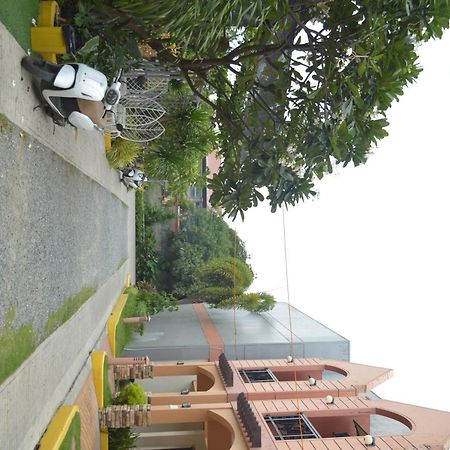 Manora Apartment Talisay  Εξωτερικό φωτογραφία