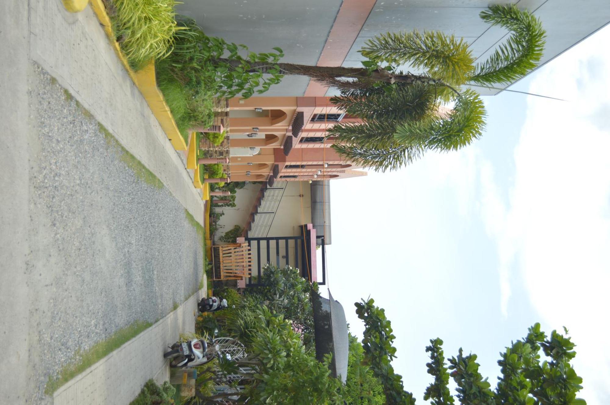 Manora Apartment Talisay  Εξωτερικό φωτογραφία