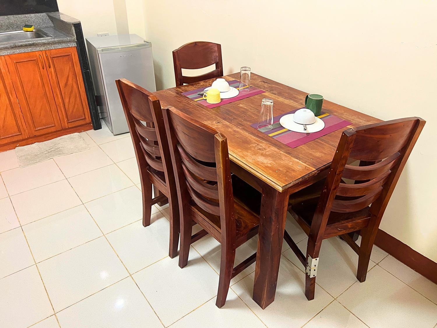 Manora Apartment Talisay  Εξωτερικό φωτογραφία