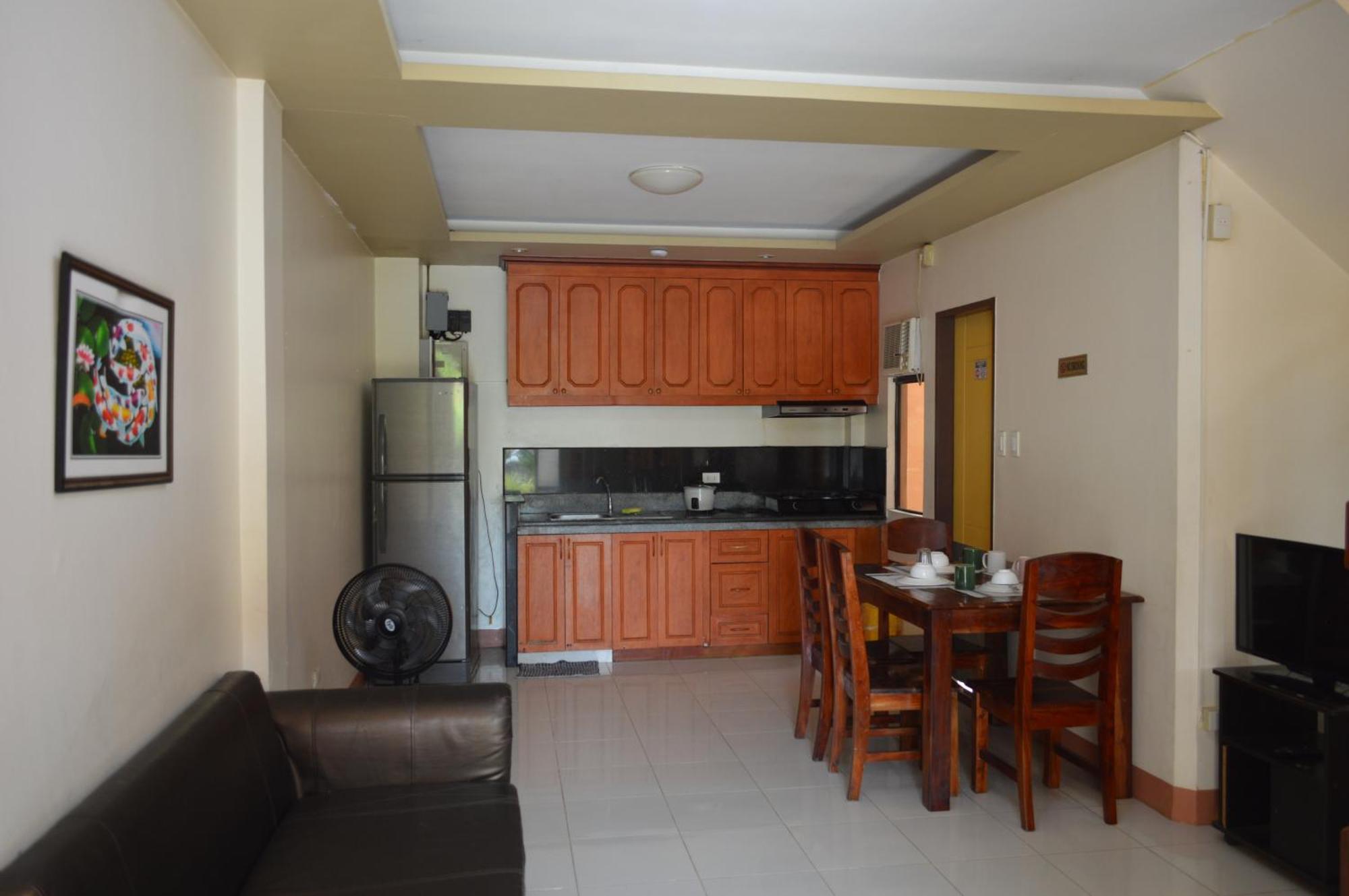 Manora Apartment Talisay  Εξωτερικό φωτογραφία