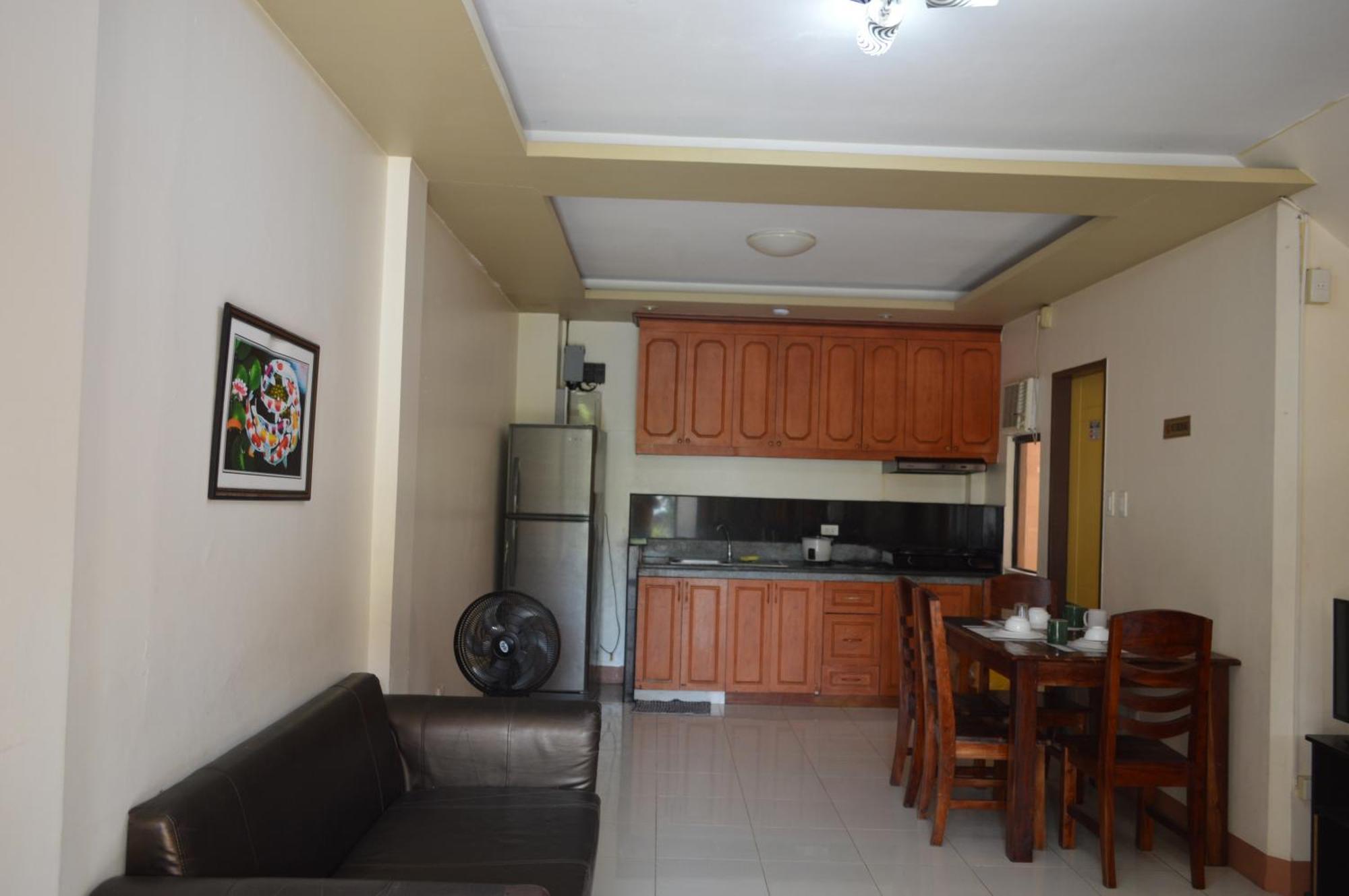 Manora Apartment Talisay  Εξωτερικό φωτογραφία