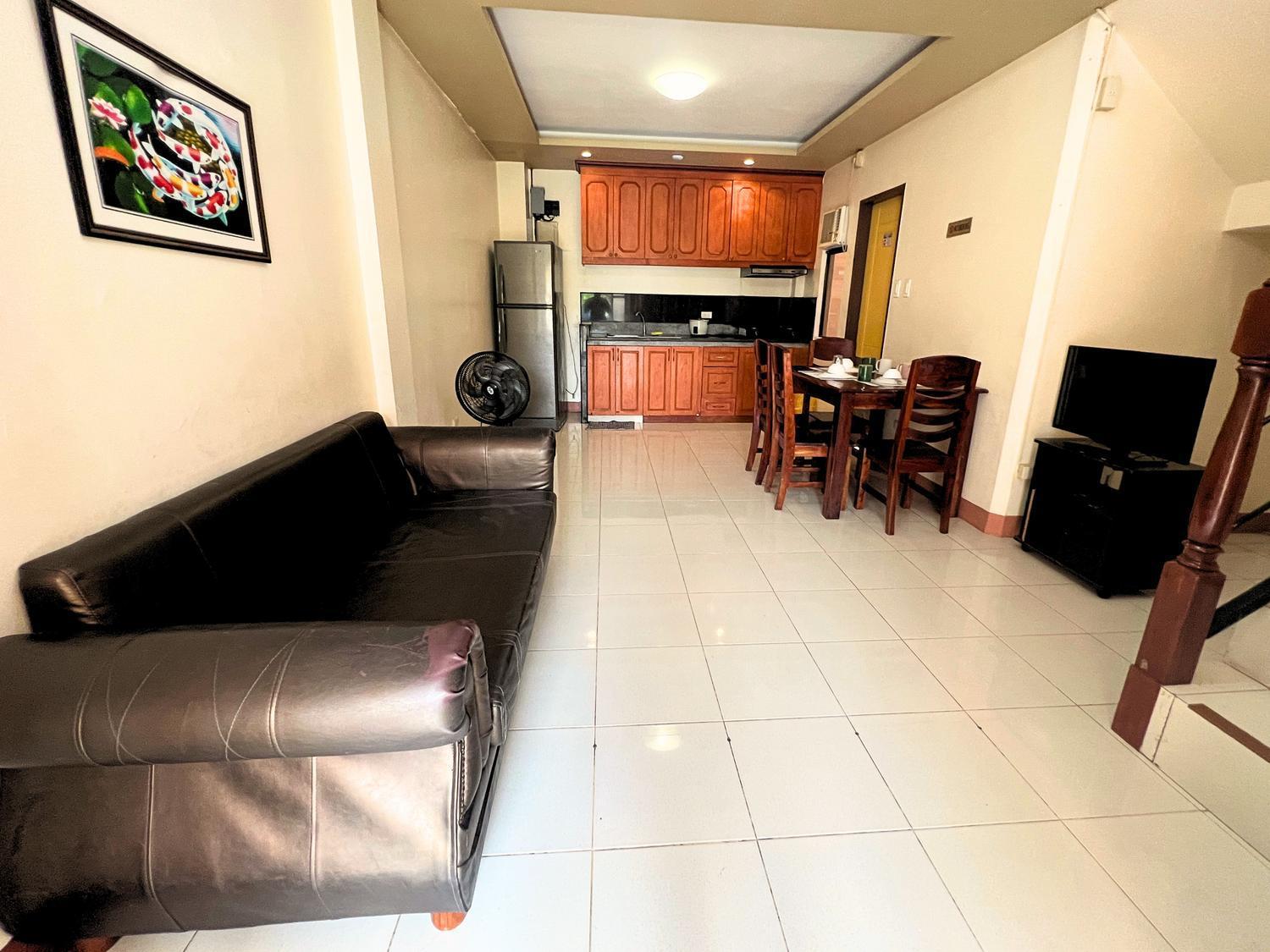 Manora Apartment Talisay  Εξωτερικό φωτογραφία