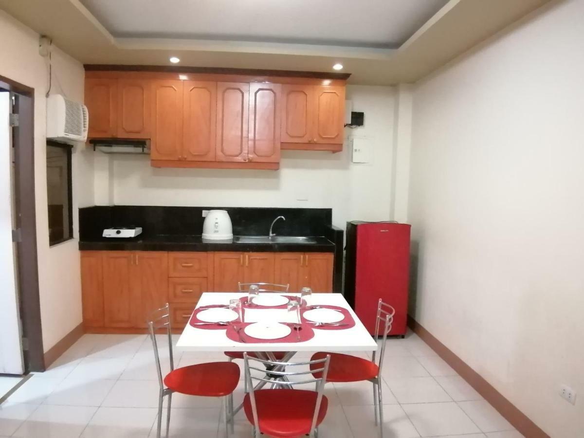 Manora Apartment Talisay  Εξωτερικό φωτογραφία