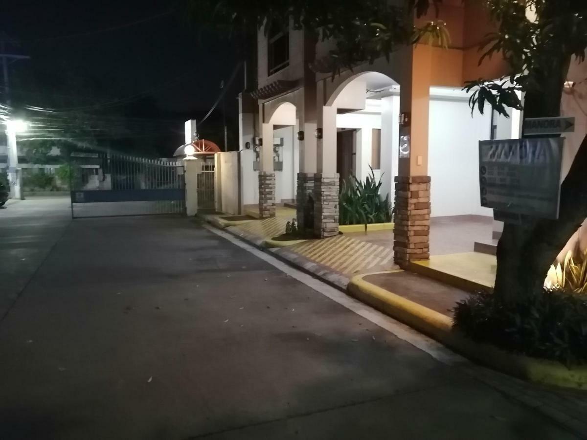 Manora Apartment Talisay  Εξωτερικό φωτογραφία